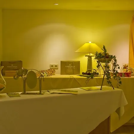 Terra Nova Hotel